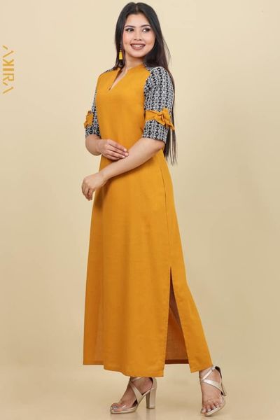 Lily Exclusive Dress