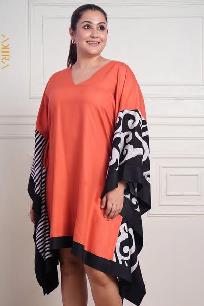 Cleopatra Lady Poncho