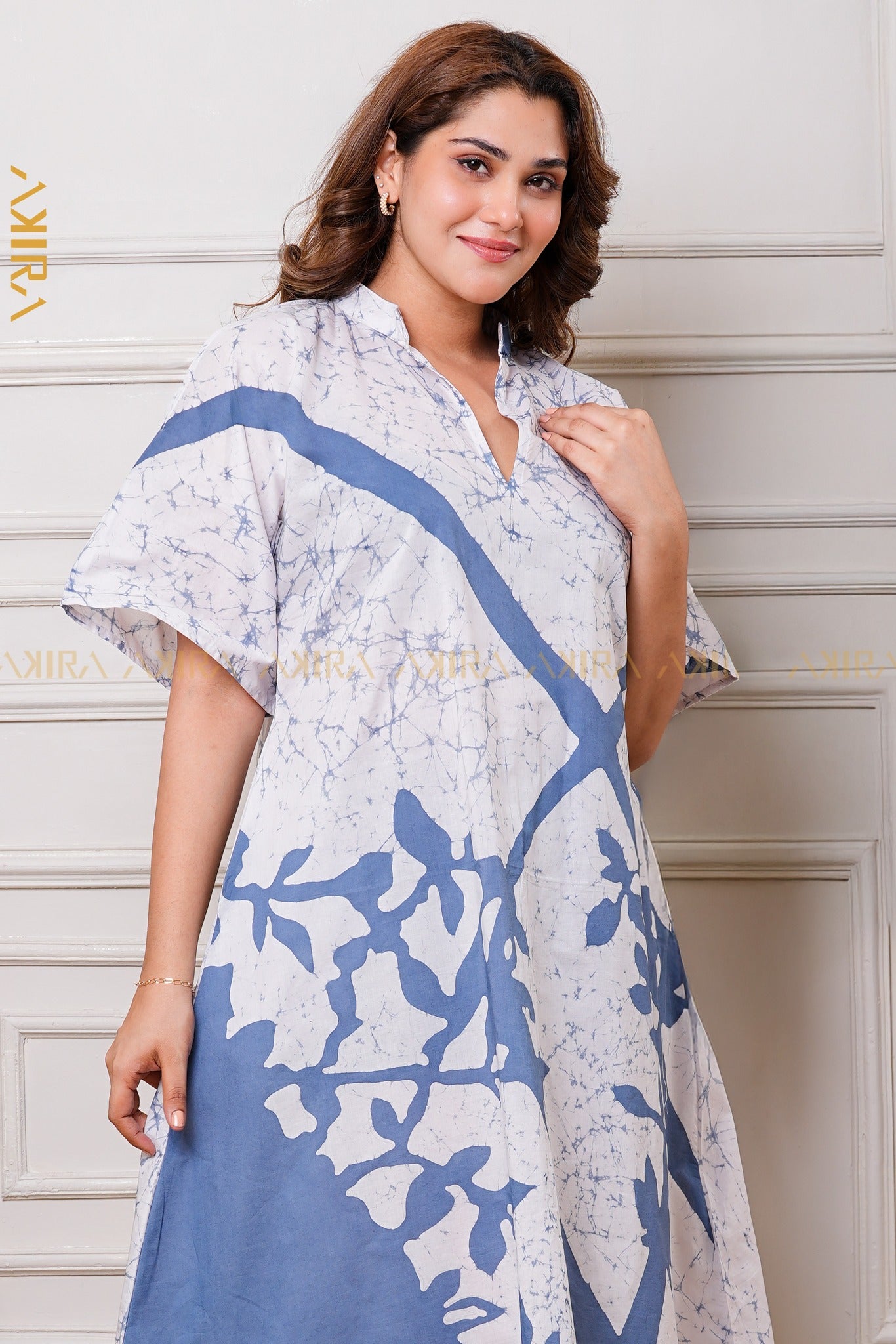 Verdant crown batik dress